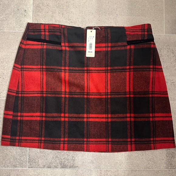 Copper Key Dresses & Skirts - COPPER KEY Red and Black Plaid A-Line Skirt with pockets